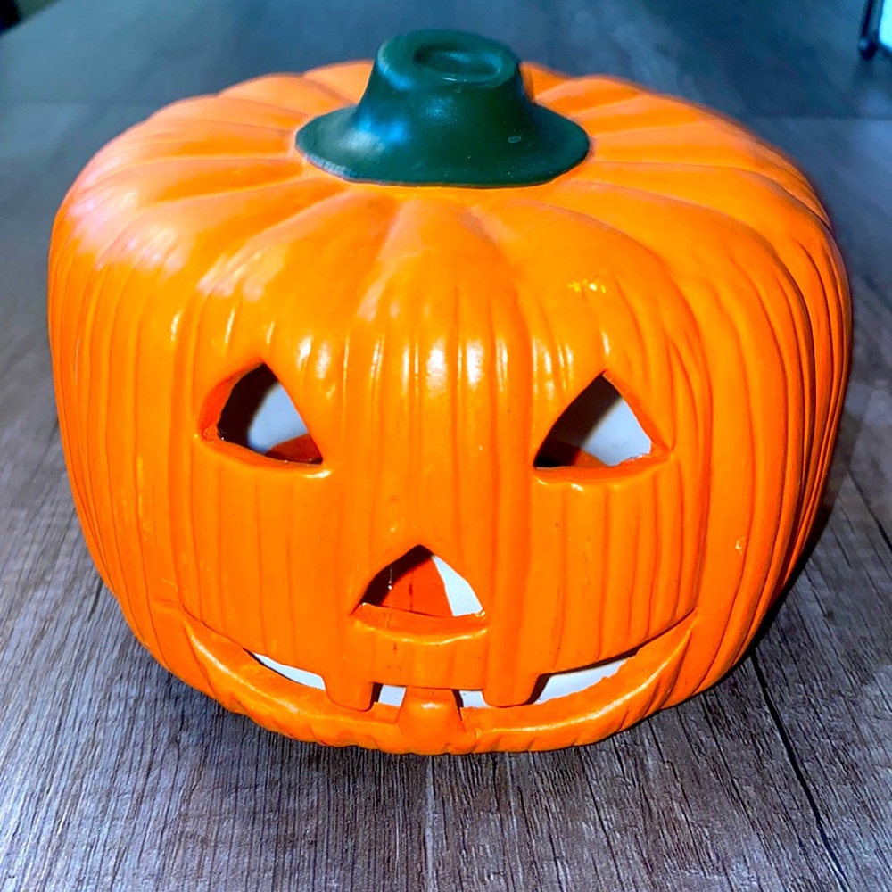Halloween| plaster pumpkin tea light holder